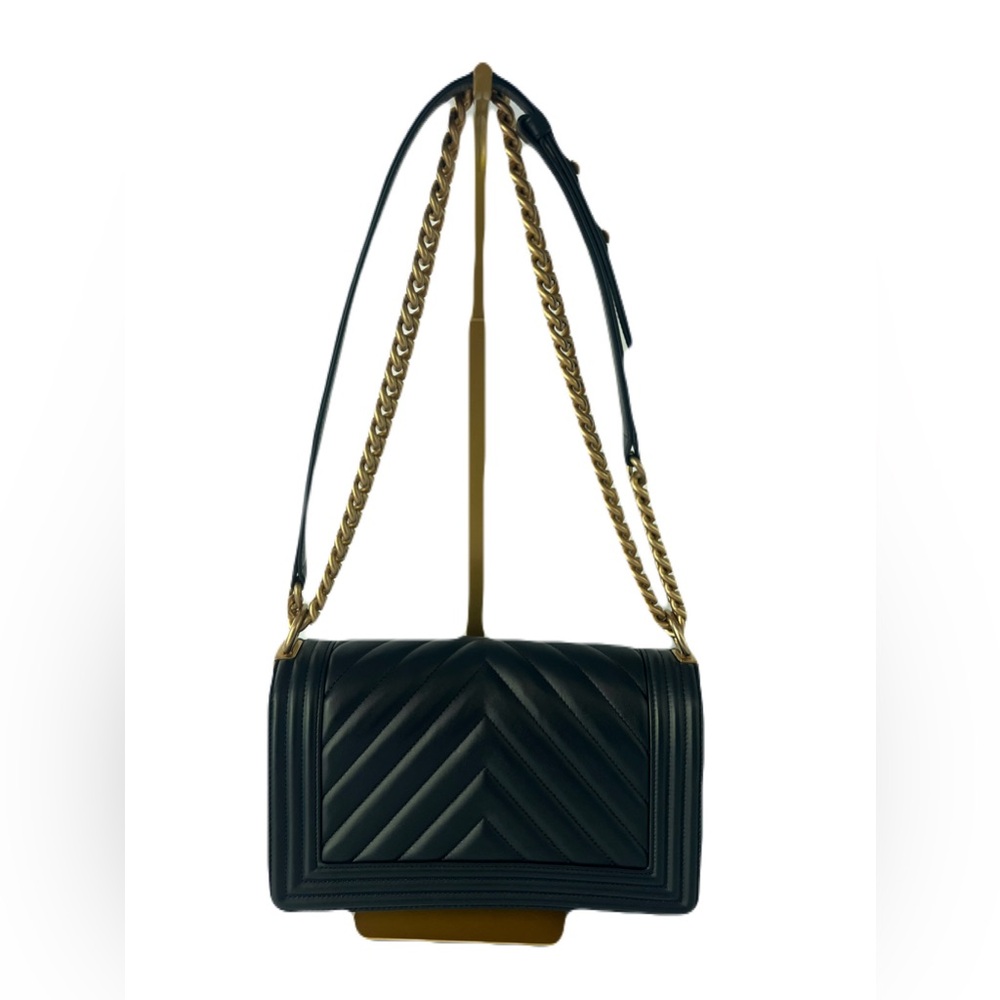 Authentic Chanel Medium Flap Lambskin Le Boy Chevron Navy & Brushed Gold - Picture 2 of 16